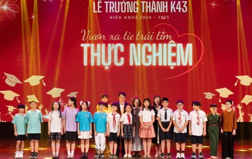 Lễ Trưởng thành Khối 5 – K43: Chúng con lớn lên từ trái tim Thực nghiệm